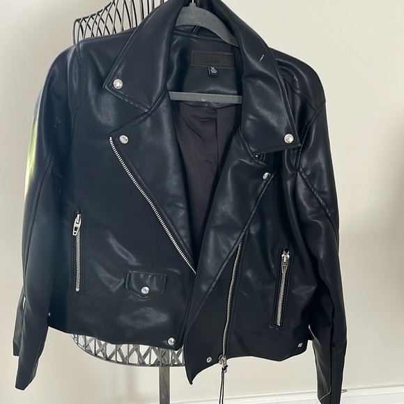 Blank NYC Black Faux leather Moto jacket.  Size XL. NWT - Picture 3 of 5